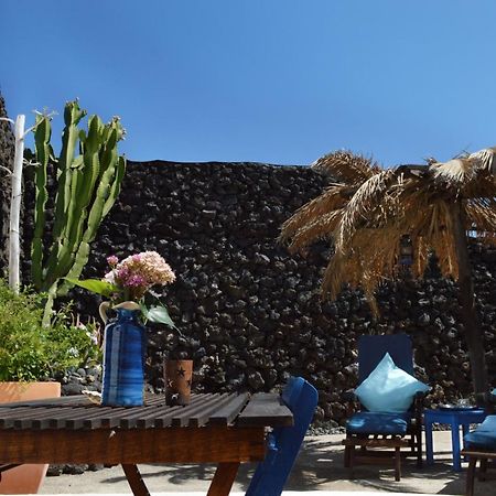 Stylish Getaway With Secluded Patio In Lava Finca Uga Exterior foto